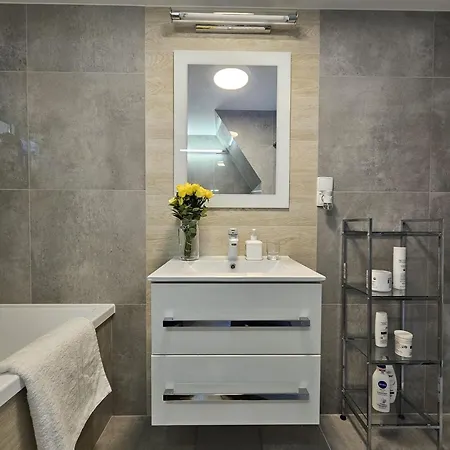 Sloneczny Ogrod - Ekskluzywna Posiadlosc Nad Woda, Grill I Jacuzzi *