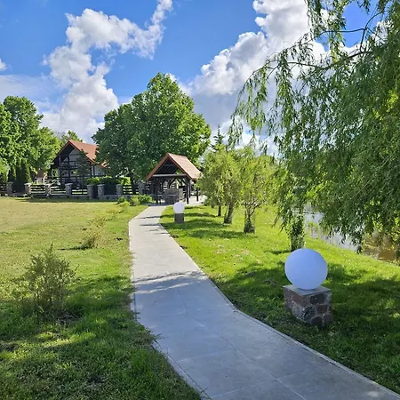 Sloneczny Ogrod - Ekskluzywna Posiadlosc Nad Woda, Grill I Jacuzzi Holiday home